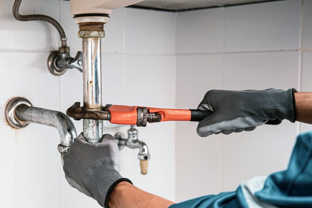 Leak Detection in B and E