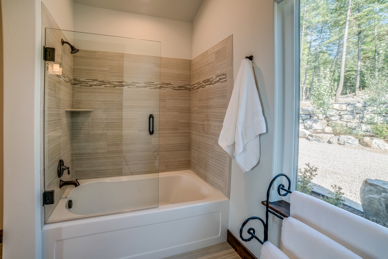 Shower & Tub Installation in B and E